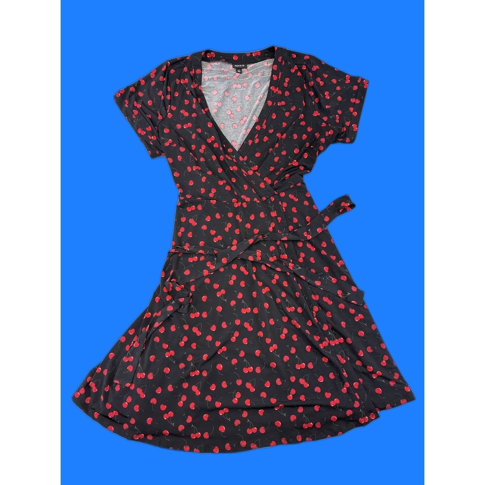 TORRID Wrap Dress Womens 2 Black Polyester Neck Short Sleeve Graphic Print Boho